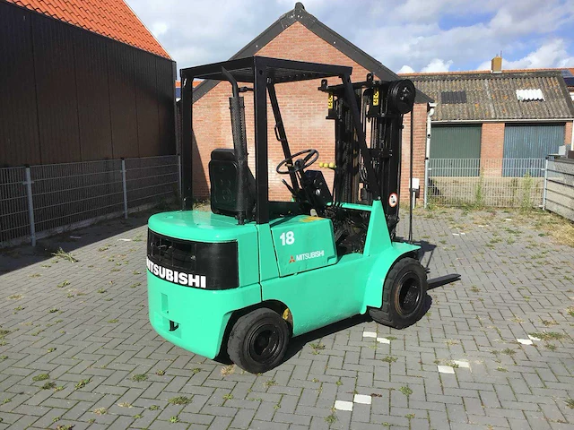 Mitsubishi fd18 vorkheftruck - afbeelding 15 van  17