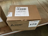 Mitsubishi fr-e840-0095scepb-60 frequentieregelaar - afbeelding 4 van  4