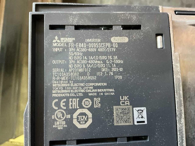 Mitsubishi fr-e840-0095scepb-60 frequentieregelaar - afbeelding 1 van  1