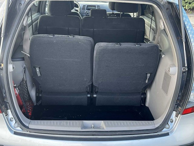 Mitsubishi grandis 2.4-16v intense - 7-persoons 2004 | 94-pl-pf - afbeelding 21 van  21