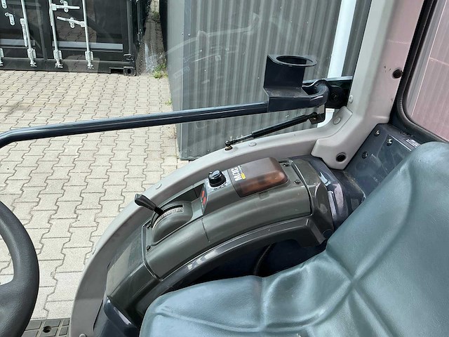Mitsubishi gs25 4x4 minitractor - afbeelding 15 van  39