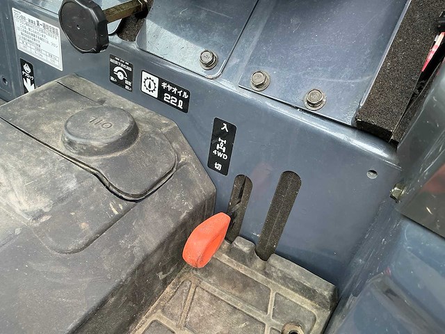 Mitsubishi gs25 4x4 minitractor - afbeelding 17 van  39