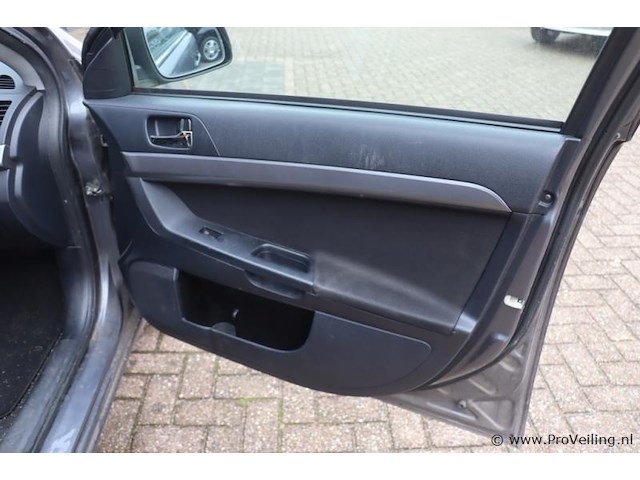 Mitsubishi lancer | benzine | kenteken: 32-ngp-1 - afbeelding 5 van  31