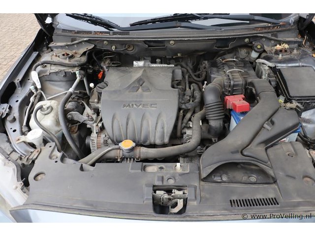Mitsubishi lancer | benzine | kenteken: 32-ngp-1 - afbeelding 17 van  31