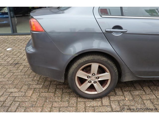 Mitsubishi lancer | benzine | kenteken: 32-ngp-1 - afbeelding 3 van  31