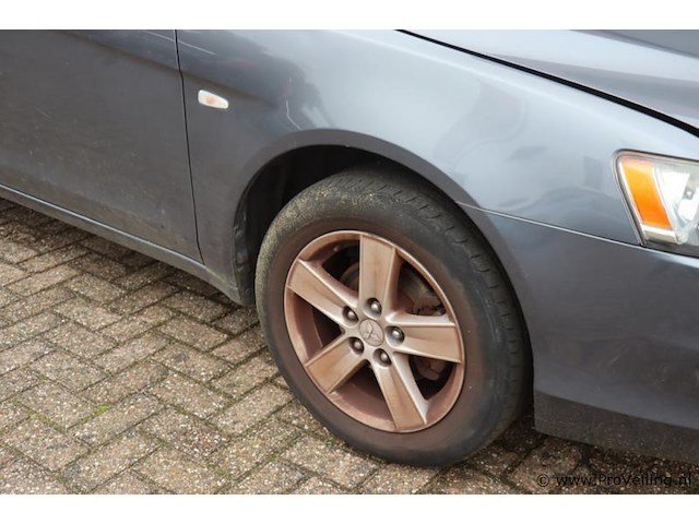 Mitsubishi lancer | benzine | kenteken: 32-ngp-1 - afbeelding 4 van  31