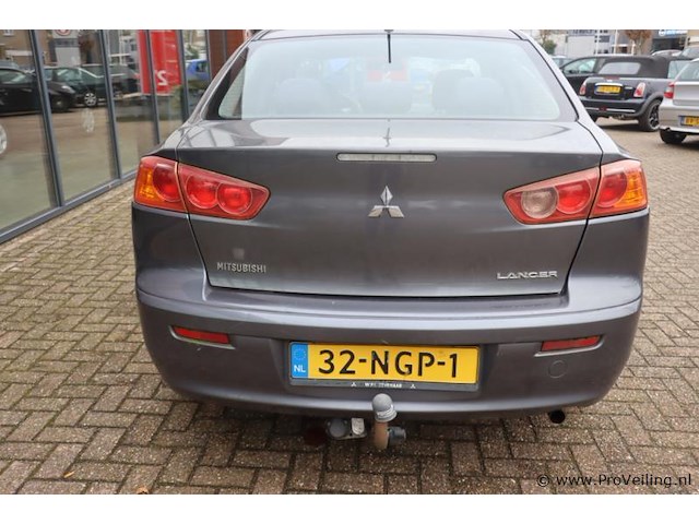 Mitsubishi lancer | benzine | kenteken: 32-ngp-1 - afbeelding 30 van  31