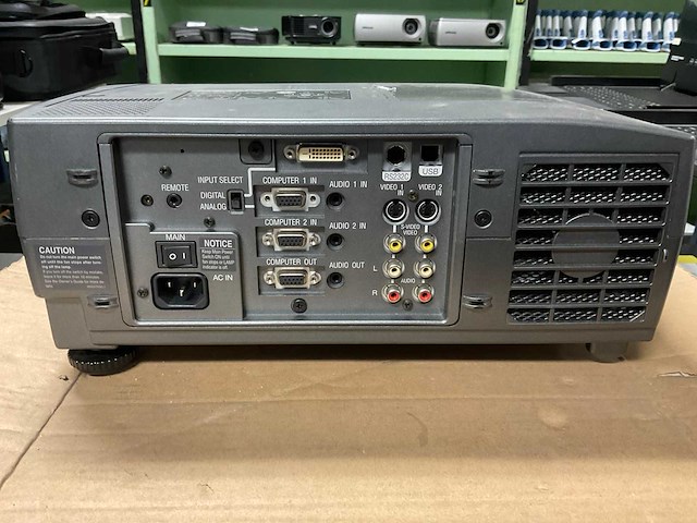 Mitsubishi lvp-x400u projector - afbeelding 4 van  5