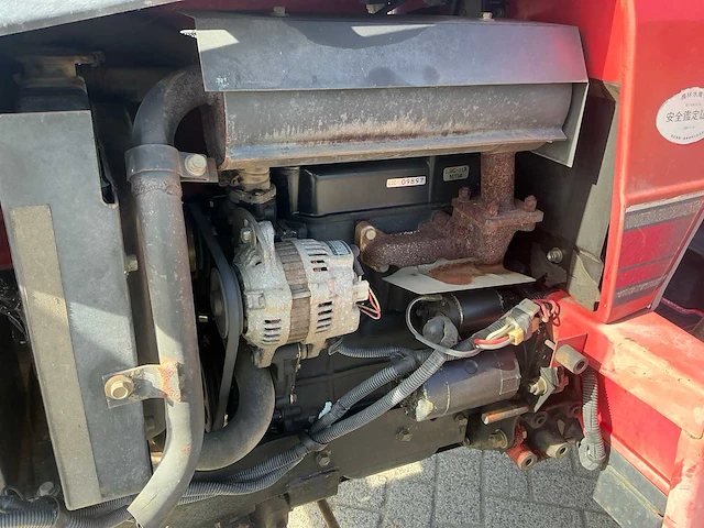 Mitsubishi mt14 ( 4wd ) minitractor - afbeelding 8 van  16