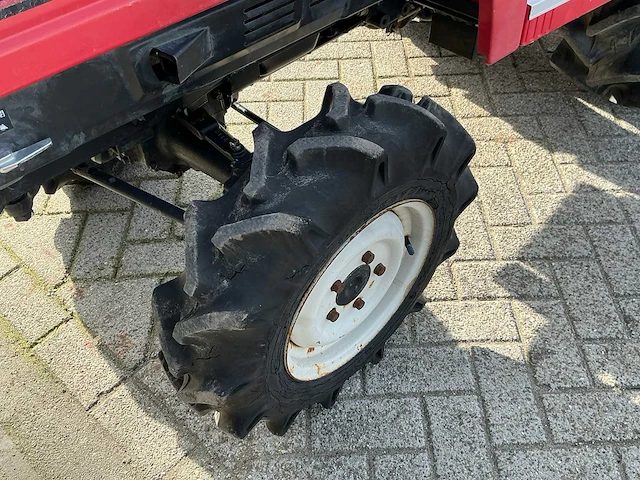Mitsubishi mt16 ( 4wd ) minitractor - afbeelding 3 van  16