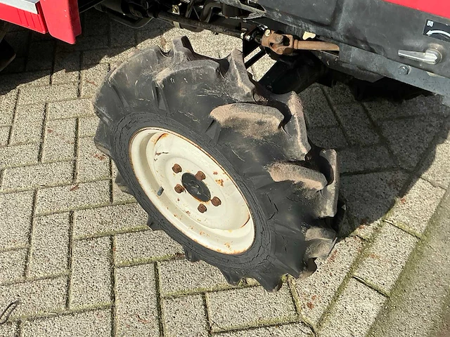 Mitsubishi mt16 ( 4wd ) minitractor - afbeelding 4 van  16