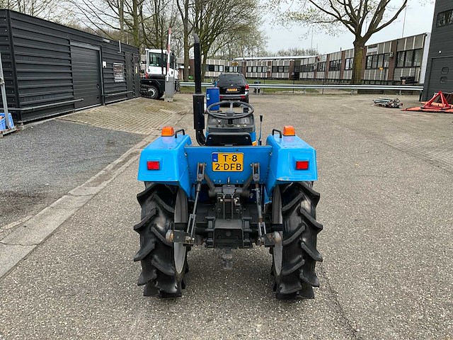 Mitsubishi mt1801d 4wd minitractor t-82-dfb - afbeelding 18 van  25