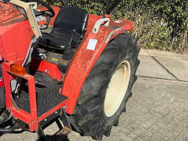 Mitsubishi mt331 palceed go vierwielaangedreven mini landbouwtractor - afbeelding 7 van  15