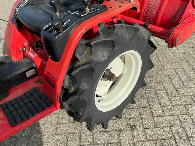 Mitsubishi mt55 ( 4wd ) minitractor - afbeelding 4 van  19