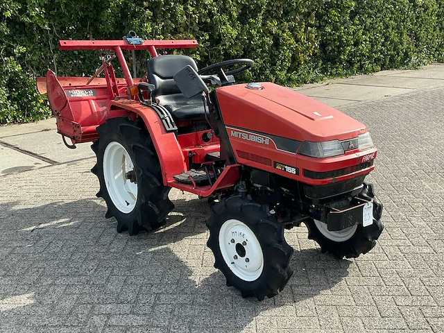 Mitsubishi mt55 ( 4wd ) minitractor - afbeelding 12 van  19