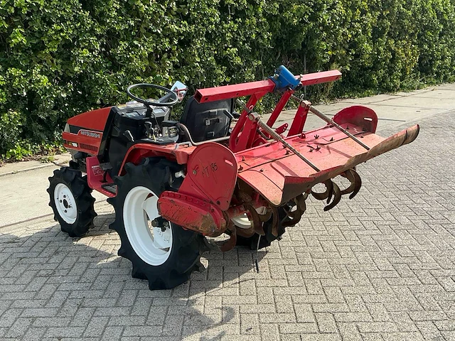 Mitsubishi mt55 ( 4wd ) minitractor - afbeelding 14 van  19