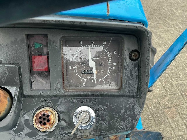 Mitsubishi mte1800d vierwielaangedreven mini landbouwtractor - afbeelding 11 van  14