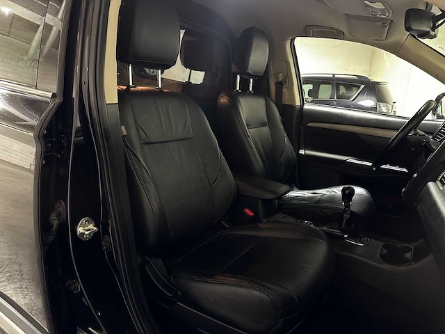 Mitsubishi outlander 150pk 2016 (origineel-nl), vz-564-v - afbeelding 16 van  34