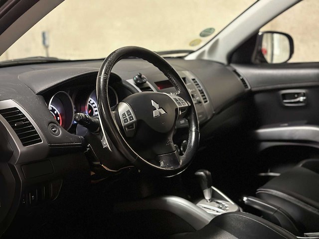 Mitsubishi outlander 2.0 intro edition 147pk 2010 (origineel-nl) automaat, 43-nth-8 - afbeelding 8 van  46