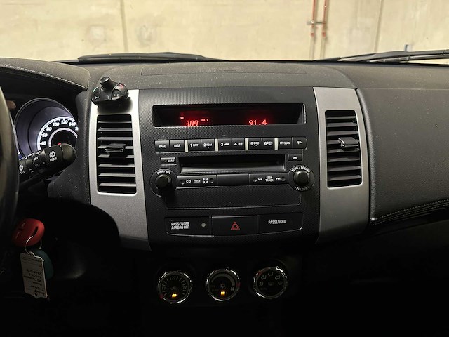 Mitsubishi outlander 2.0 intro edition 147pk 2010 (origineel-nl) automaat, 43-nth-8 - afbeelding 18 van  46