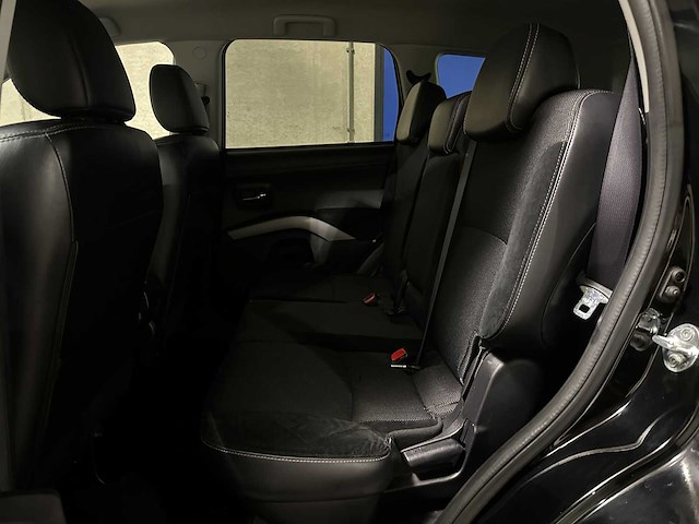Mitsubishi outlander 2.0 intro edition 147pk 2010 (origineel-nl) automaat, 43-nth-8 - afbeelding 27 van  46