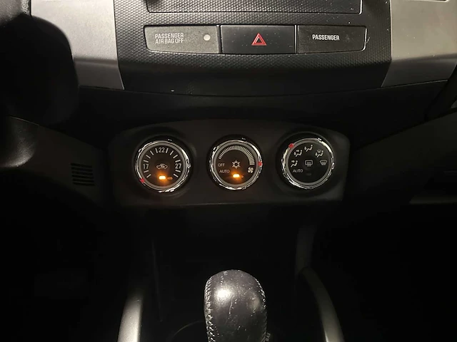 Mitsubishi outlander 2.0 intro edition 147pk 2010 (origineel-nl) automaat, 43-nth-8 - afbeelding 19 van  46