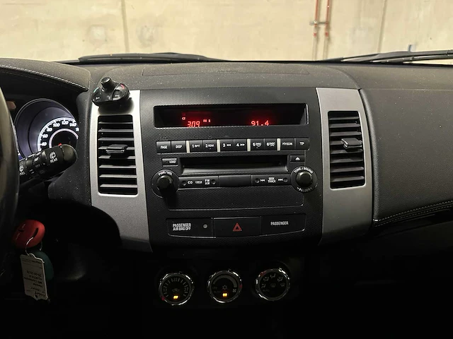 Mitsubishi outlander 2.0 intro edition 147pk 2010 (origineel-nl) automaat, 43-nth-8 - afbeelding 18 van  46