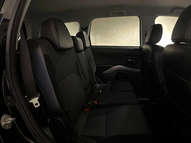 Mitsubishi outlander 2.0 intro edition 147pk 2010 (origineel-nl) automaat, 43-nth-8 - afbeelding 31 van  46