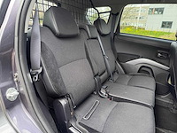 Mitsubishi outlander 2.0 intro edition; 15-nst-3 - afbeelding 1 van  1