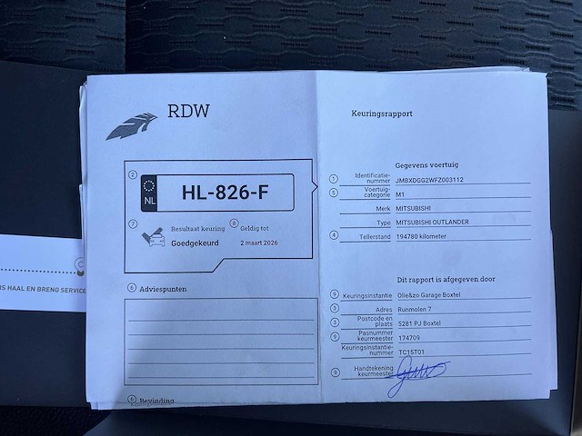 Mitsubishi outlander 2.0 phev executive edition 2015 | hl-826-f - afbeelding 17 van  25