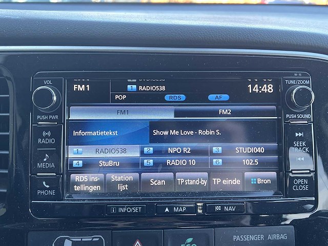 Mitsubishi outlander 2.0 phev executive edition 2015 | hl-826-f - afbeelding 5 van  17