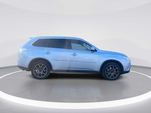 Mitsubishi outlander 2.0 phev executive edition 2015 | hl-826-f - afbeelding 6 van  17