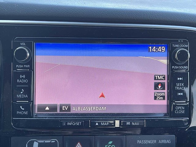 Mitsubishi outlander 2.0 phev executive edition 2015 | hl-826-f - afbeelding 9 van  25