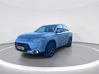 Mitsubishi outlander 2.0 phev executive edition 2015 | hl-826-f - afbeelding 12 van  25