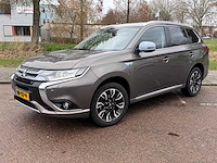 Mitsubishi outlander 2.0 phev executive edition automaat, hr-117-v - afbeelding 1 van  15