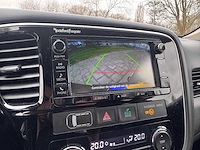 Mitsubishi outlander 2.0 phev executive edition automaat, hr-117-v - afbeelding 2 van  19