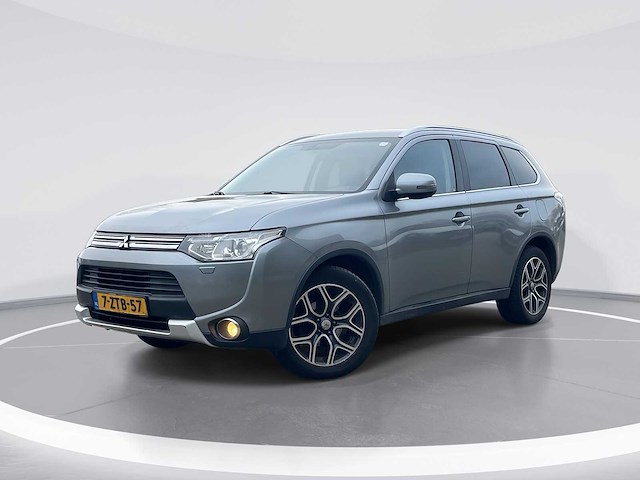 Mitsubishi outlander 2.0 phev exeed xline 2015 | 7-ztb-57 - afbeelding 1 van  26