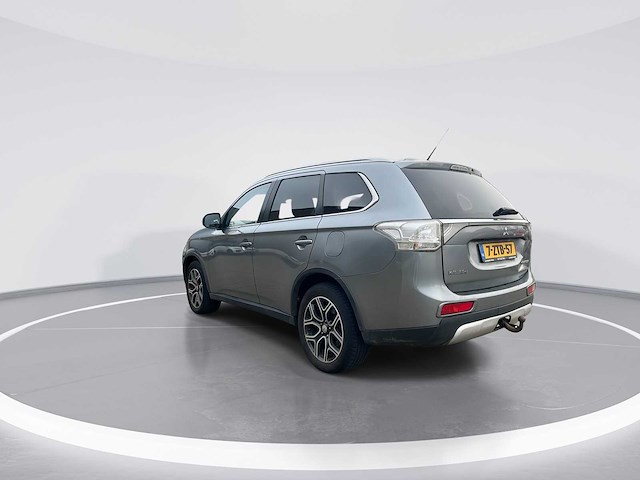 Mitsubishi outlander 2.0 phev exeed xline 2015 | 7-ztb-57 - afbeelding 23 van  26