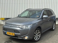 Mitsubishi outlander 2.0 phev instyle+ , 2-spl-82 - afbeelding 1 van  17