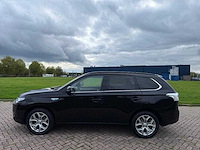 Mitsubishi outlander 2.0 phev instyle+ , 2-sxp-81 - afbeelding 18 van  25
