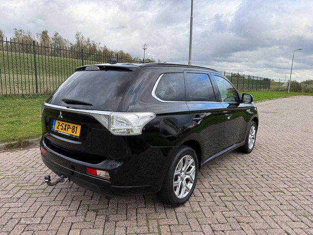Mitsubishi outlander 2.0 phev instyle+ , 2-sxp-81 - afbeelding 3 van  25