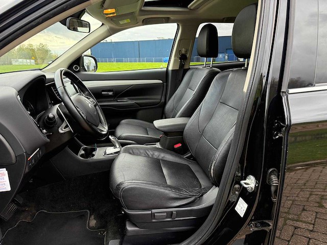 Mitsubishi outlander 2.0 phev instyle+ , 2-sxp-81 - afbeelding 5 van  25