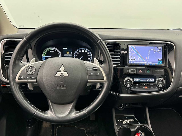 Mitsubishi outlander 2.0 phev instyle 2014 | 8-xkh-60 - afbeelding 8 van  37