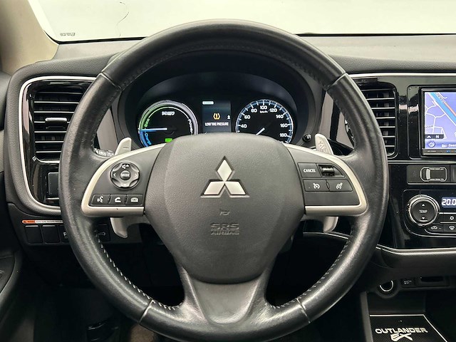 Mitsubishi outlander 2.0 phev instyle 2014 | 8-xkh-60 - afbeelding 23 van  54