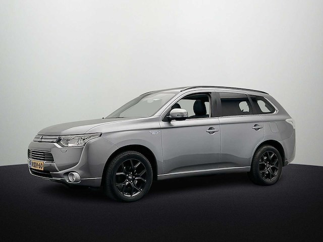 Mitsubishi outlander 2.0 phev instyle 2014 | 8-xkh-60 - afbeelding 2 van  54