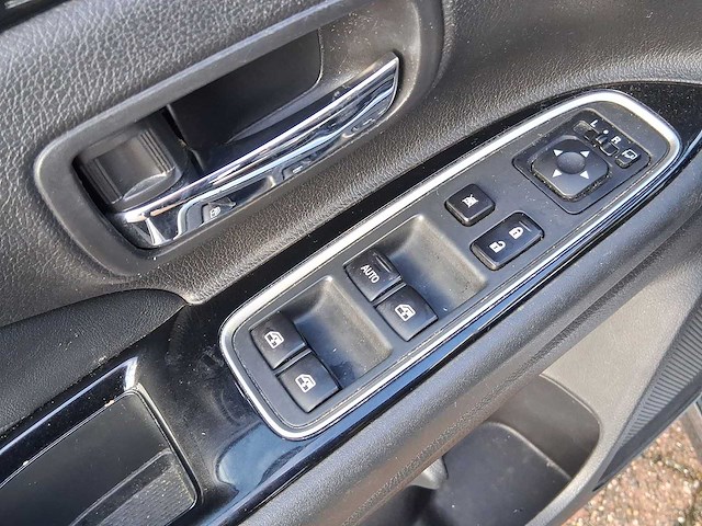 Mitsubishi outlander 2.0 phev instyle+ 2016 | kg-069-s - afbeelding 6 van  29