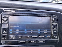 Mitsubishi outlander 2.0 phev instyle+ 2016 | kg-069-s - afbeelding 15 van  29