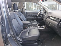 Mitsubishi outlander 2.0 phev instyle+ 2016 | kg-069-s - afbeelding 23 van  29