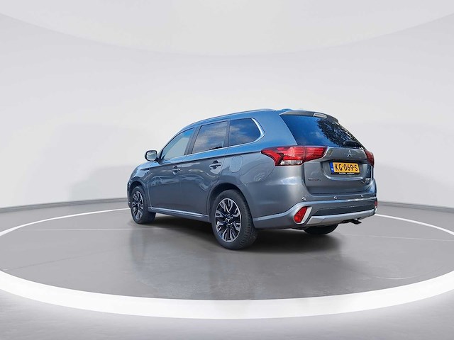 Mitsubishi outlander 2.0 phev instyle+ 2016 | kg-069-s - afbeelding 12 van  32
