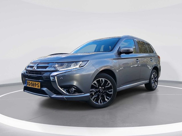 Mitsubishi outlander 2.0 phev instyle+ 2016 | kg-069-s - afbeelding 1 van  20